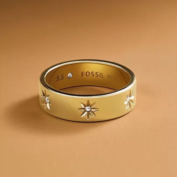 Fossil Jewelry - Fossil Sadie Shine Bright Gold-Tone Stainless Steel Band Ring size 8